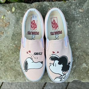 Pink Peanuts vans size 6.5